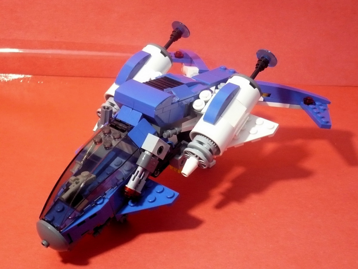 LEGO MOC - In a galaxy far, far away... - 'Blue Sky' starship