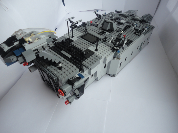 LEGO MOC - In a galaxy far, far away... - General Grievous's 'Destroyer' cruiser