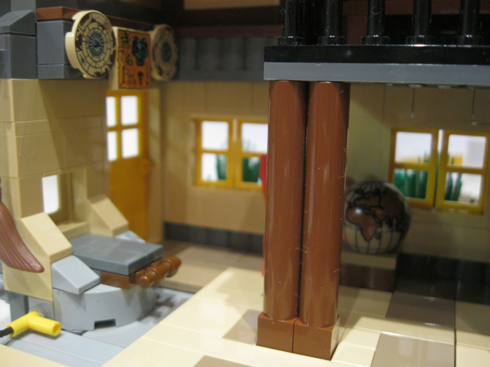 LEGO MOC - Because we can! - Switzerland of 'Clean' toilets: сухой туалет выглядит вполне обычно и безопасно