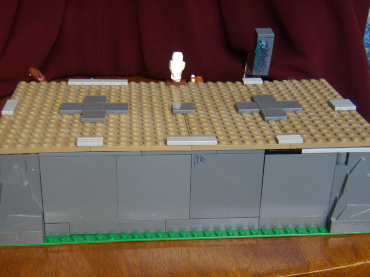 LEGO MOC - Because we can! - Caveman fire discovery: Вид на пещеру сзади.