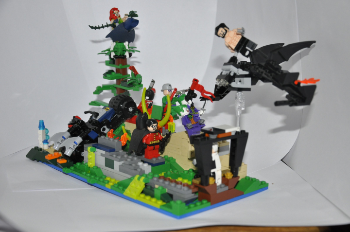 LEGO MOC - Heroes and villians - Batman, Robin and Wolverine versus evil!