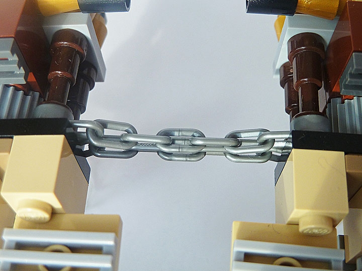 LEGO MOC - Steampunk Machine - Anakin's Pod Racer: Цепи, играющие роль энергетических лучей.