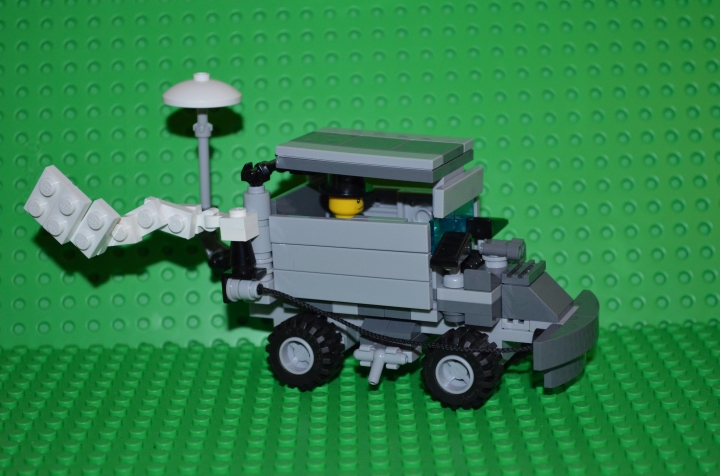 LEGO MOC - Steampunk Machine - 'Автомобиль 19 века ': Вот такой вот маленький автомобиль у меня получился. Стим панк, не стим панк, ну не знаю, на пару! Я уже говорил, я не претендую на победу, главное участие! Мне интересныработы профи, я же новичек. Н ладно, перейдем к автомобилю. Сам автомобиль не очень большой, выполнен просто, но более-мение детализирован. Вот фотография этого авто вобщем.