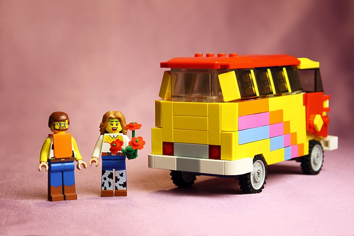 LEGO MOC - Mini-contest 'Zeppelin Battle' - Make Love Not War