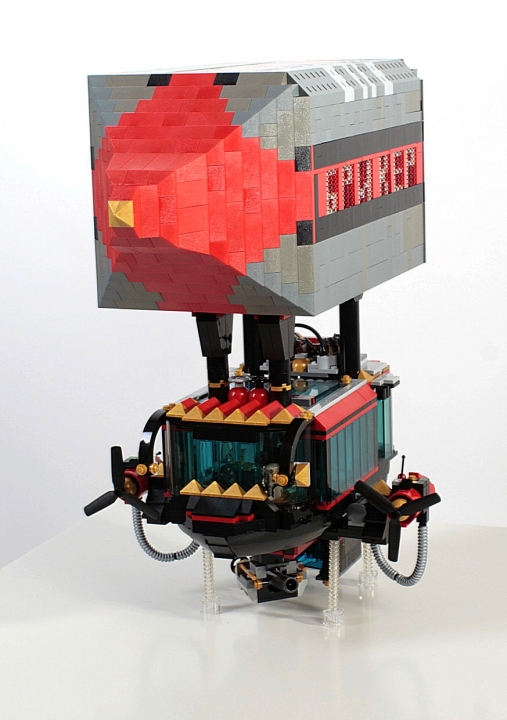 LEGO MOC - Mini-contest 'Zeppelin Battle' - Needle: Дамы и господа, приглашаем Вас прокатиться на нашем замечательном дирижабле!<br />
<br />
Комфортно, быстро и безопасно мы доставим Вас в любую точку земного шара!<br />
<br />
Данный дирижабль имеет замкнутую систему нагрева газа. Изначально, газ поступает в баллон через две передние черные трубы, а затем после остывания, он оседает и поступает в нижнюю часть баллона, где затем через две задние трубы снова попадает в нагревательные камеры, расположенные в передней части кабины на крыше. Все четыре черные трубы также являются опорами для баллона.
