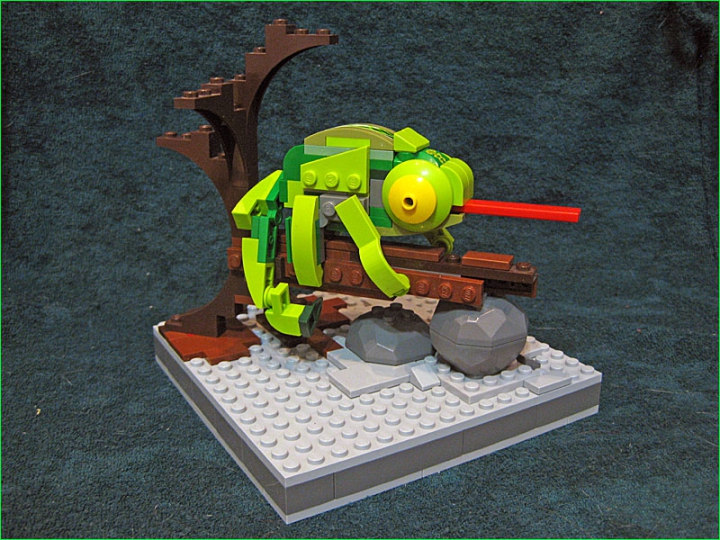 LEGO MOC - 16x16: Animals - Little Green Chameleon