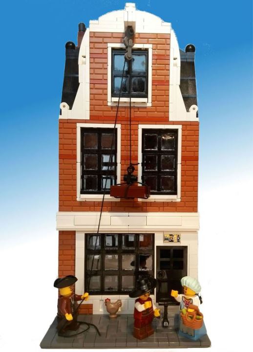 LEGO MOC - LEGO Architecture - Canal House - дом в голландском стиле: Дома 17 века в Амстердаме имели узкий фасад и росли вглубь - причиной тому служило то обстоятельство, что именно от ширины Фасада зависила величина налогов.