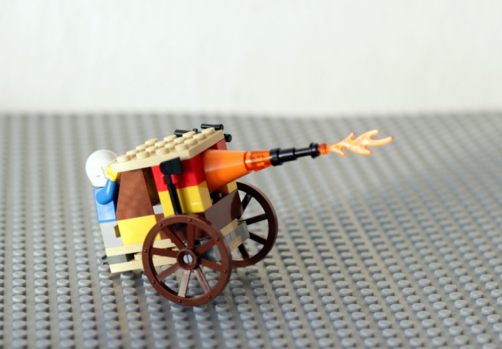 LEGO MOC - LDD-contest '20th-century military equipment‎' - Небольшая армия 20-го века.: Устрашающий топор.<br />
Вид спереди.