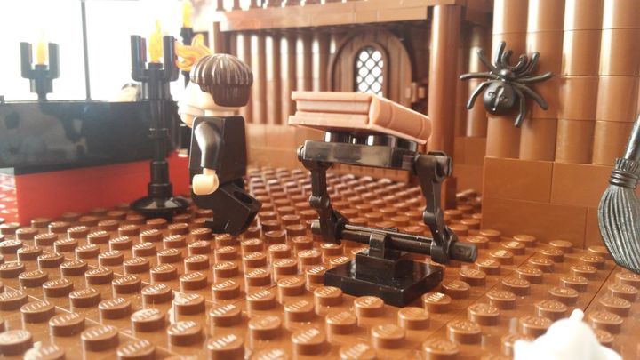 LEGO MOC - Конкурс «Советское кино» - Вий (Мосфильм, 1967): Стол с Библией, которую читал Хома