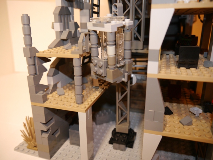LEGO MOC - New Year's Brick 3015 - Новогодняя ночь 3015: В шахте лифт остановился навсегда