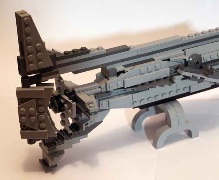 LEGO MOC - Submersibles - Наутилус: Наличие массивного киля позволяет совершать быстрые маневры и стабилизирует движение.