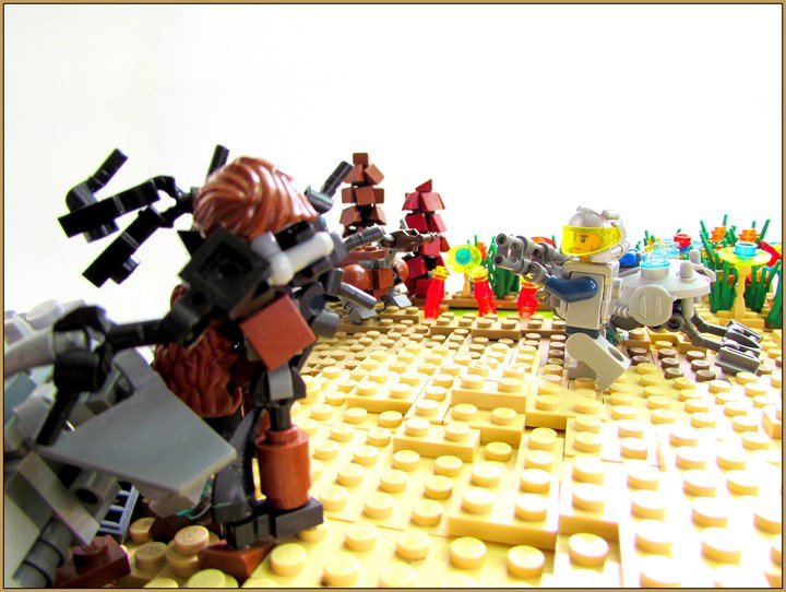 LEGO MOC - Инопланетная жизнь - Синтия: планета песка и леса.: Существо, атаковавшее ИМ искать не пришлось, оно в недоумении застыло, обнюхивая и рассматривая сбитый им аппарат, вероятно задумавшись, зачем оно вообще вылезло из своего болота и нападало на столь не предназначенную для питания вещь. Вот и я говорю - зачем?!<br />
Слез со спидера и, практически не целясь, послал парализующий заряд в мохнатую спину чудища. Поваляется так часок-другой, может, в следующий раз не будет на исследовательские модули кидаться. Главное, что на термоконтейнере горит синий индикатор, значит, герметичность не нарушена.