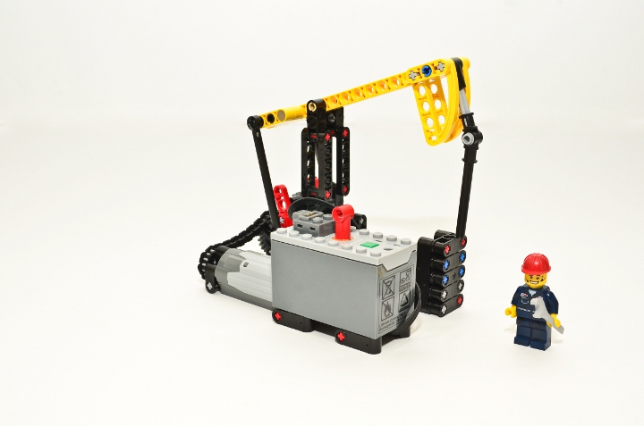 LEGO MOC - Battle of the Masters 2016 - Станок-качалка для нефтедобывающей скважины