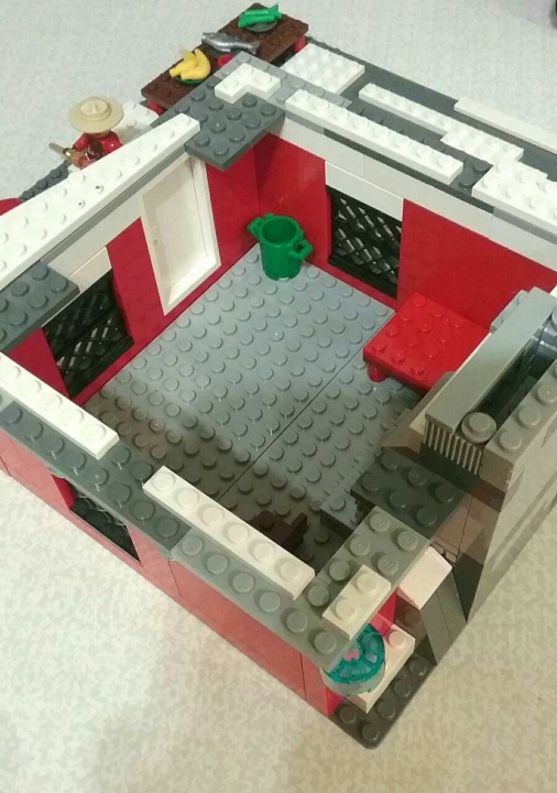 LEGO MOC - New Year's Brick 2017 - Новый год Красного волшебника: Дом внутри