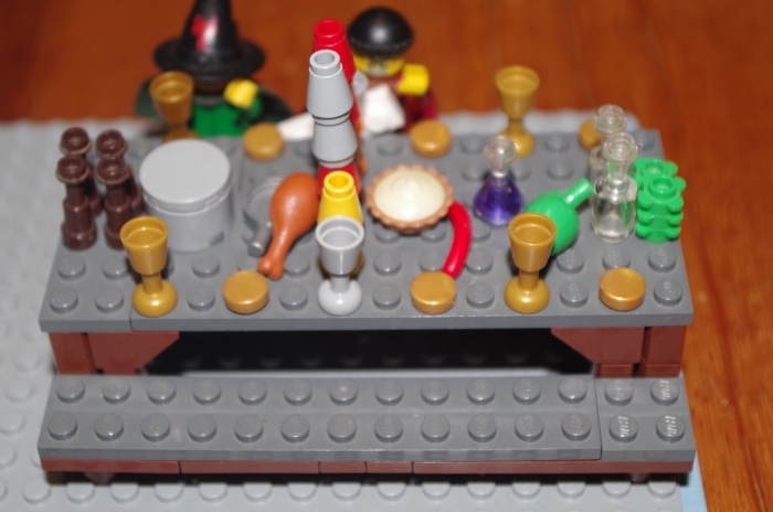 LEGO MOC - New Year's Brick 2017 - Рождественский обед в Хогвартсе: Праздничный стол