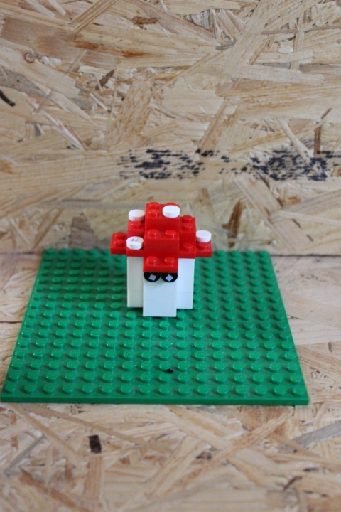 LEGO MOC - 16x16: Chibi - Марио: -'Ох, так это же гриб роста!'