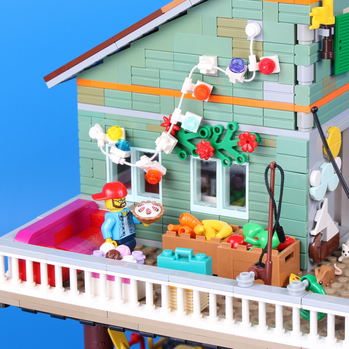 LEGO MOC - LEGO-конкурс 'Светлое будущее' - Всё у нас прекрасно!: А это, наверное, помощник Капитана. Сразу видно, что он никогда не откажется от кусочка свежего пирога.