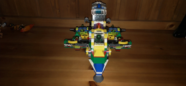 LEGO MOC - LEGO-конкурс 'Путь к звездам' - Insectoids-humanoids UFO Starfighter - 2000-x2