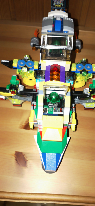 LEGO MOC - LEGO-конкурс 'Путь к звездам' - Insectoids-humanoids UFO Starfighter - 2000-x2