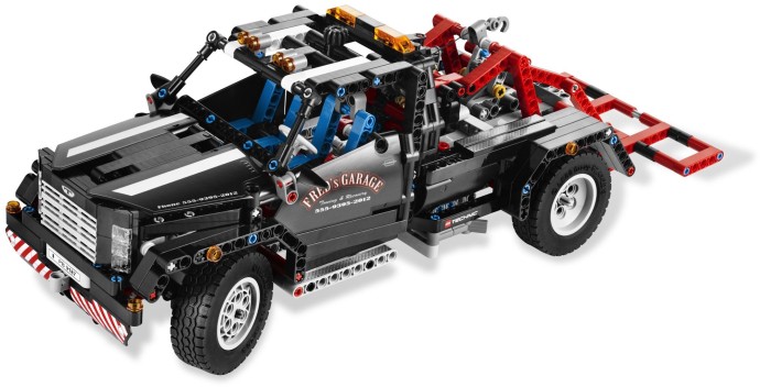 Bricker - Brinquedo contruído por LEGO 9395 Pick-Up Tow Truck