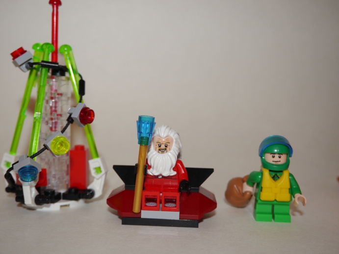 LEGO MOC - New Year's Brick 3015 - Звездолет Деда Мороза 'ОЛЕНЬ 3015'