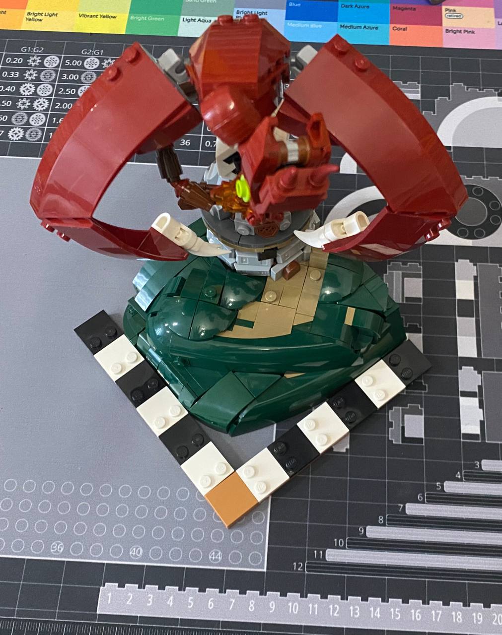 LEGO MOC - Dragon and windmill: 12*12 и вид сверху
