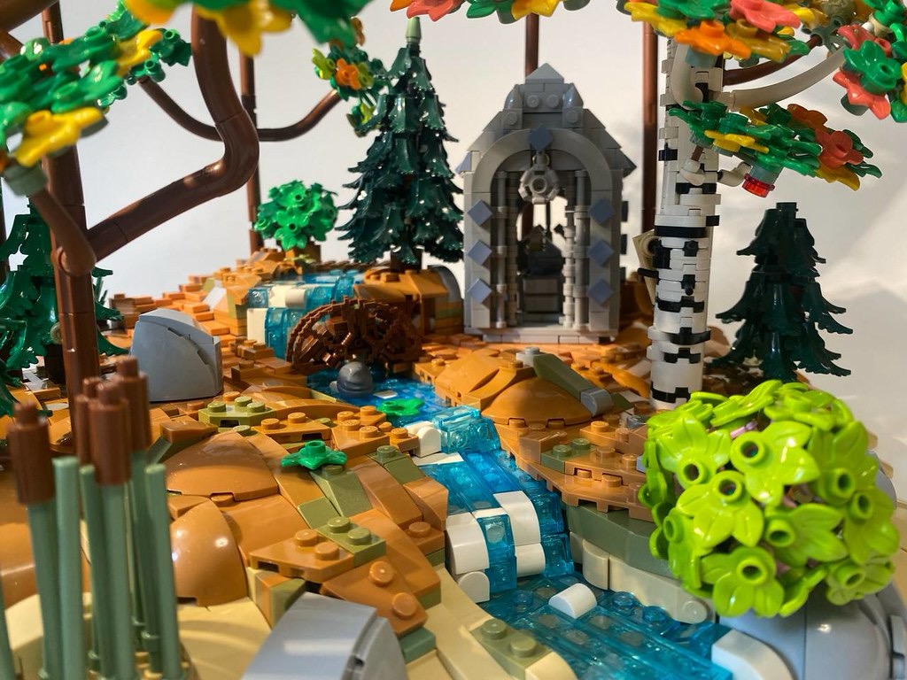 LEGO MOC - Засада в лесу: Забыл сказать, что речка многослойная и там есть камни под тайлами