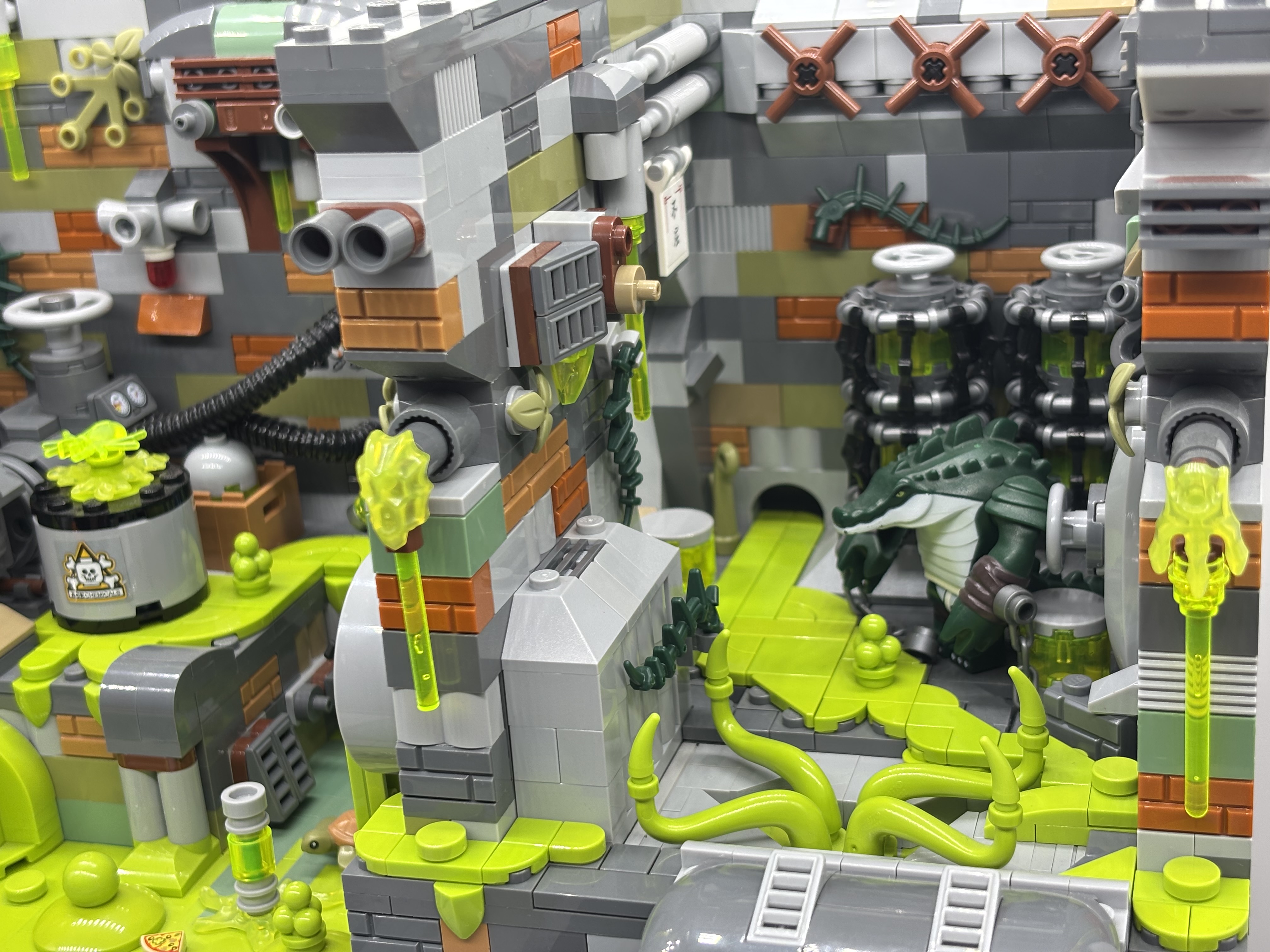 LEGO MOC - <br />
<b>Notice</b>: Undefined index: name in <b>/home/bricker/codebase/templates_c/susy/0b7ef90ad2ce20d8a53da4ce8b6c70cc1a4be74a_0.file.view.tpl.php</b> on line <b>338</b><br />
- Город Черепашек Мутантов Ниндзя
